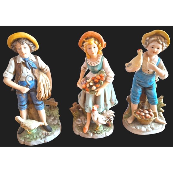 LOT Homco Figurines Harvest Farm Boy Girl With Vegetables Boy With Chicken - Picture 1 of 13